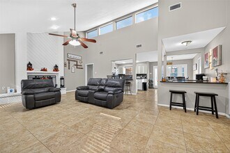 4006 Dover St in Deer Park, TX - Building Photo - Building Photo