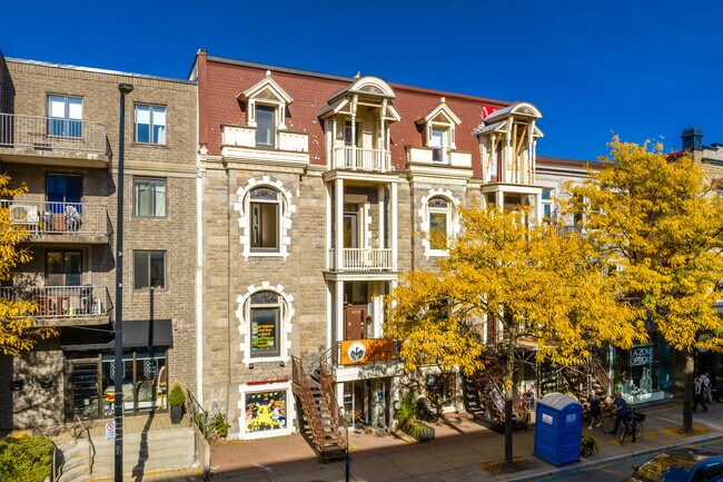 4379-4383 Saint-Denis Rue