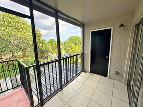 4459 Treehouse Ln in Tamarac, FL - Building Photo - Building Photo