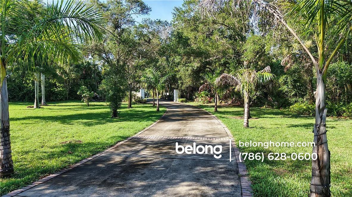 6235 4th St in Vero Beach, FL - Building Photo