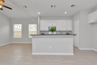4418 Elmwood St in Houston, TX - Building Photo - Building Photo