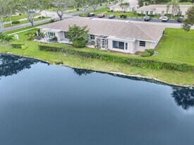 8807 Bella Vista Dr in Boca Raton, FL - Building Photo