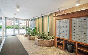 41 Park St, Unit 309 in Brookline, MA - Building Photo - Building Photo