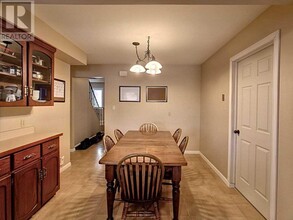 28 Yewholme Dr in Guelph, ON - Building Photo - Building Photo