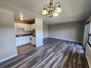 411 Ellerdale St in Saint John, NB - Building Photo - Building Photo