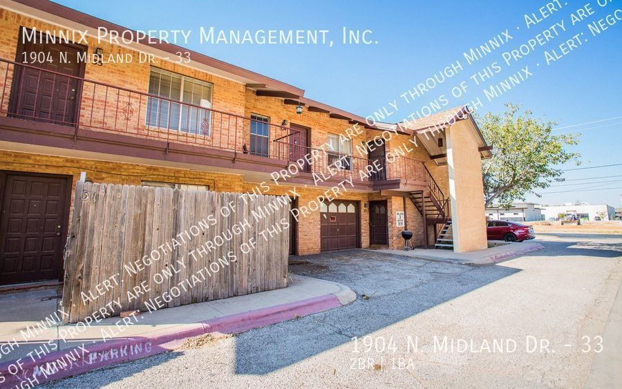 1904 Midland Dr, Unit 33 in Midland, TX - Building Photo