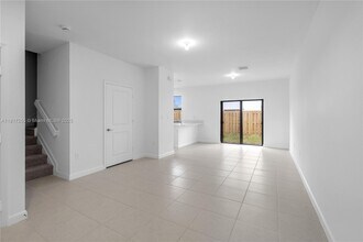 12947 SW 231st Ter in Goulds, FL - Building Photo - Building Photo