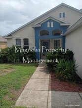 2792 Boardwalk Way in Tavares, FL - Building Photo - Building Photo