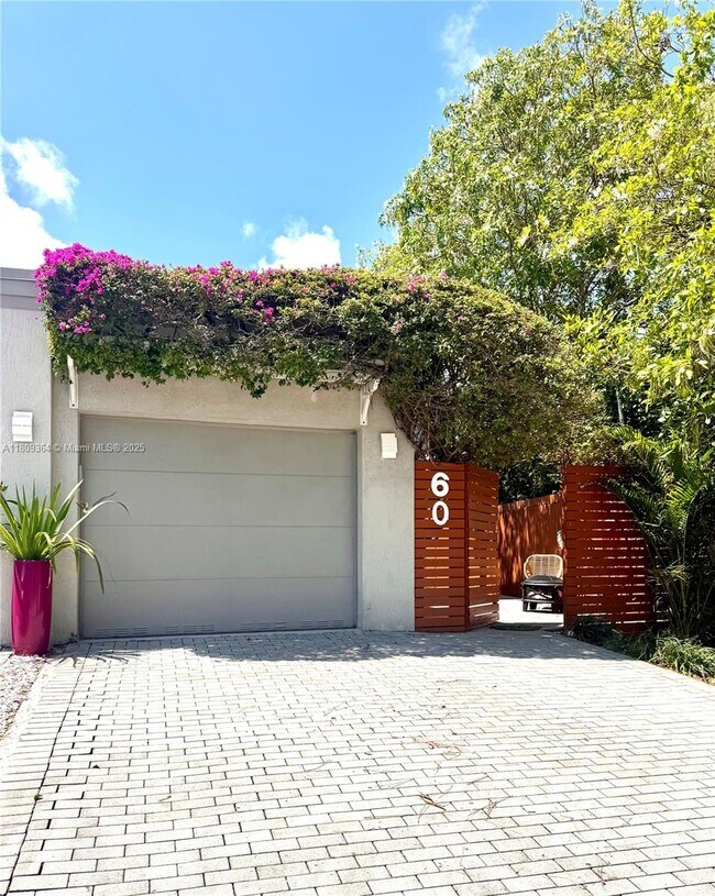 60 NE 26th St in Wilton Manors, FL - Building Photo - Building Photo