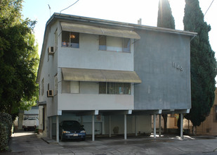 1146 Mariposa Ave in Los Angeles, CA - Building Photo - Building Photo