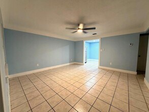4768 Cole St, Unit 1 in West Palm Beach, FL - Building Photo - Building Photo