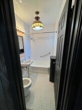 18 W Busse Ave in Mount Prospect, IL - Building Photo - Building Photo