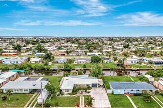 341 Duxbury Ave in Port Charlotte, FL - Building Photo - Building Photo