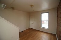 127 N Port St photo'