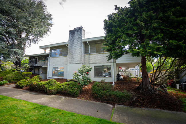 957 NW 62nd St, Unit downstair unit