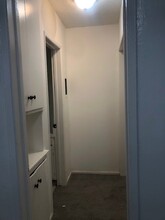 6416 Woodley Ave in Los Angeles, CA - Building Photo - Building Photo
