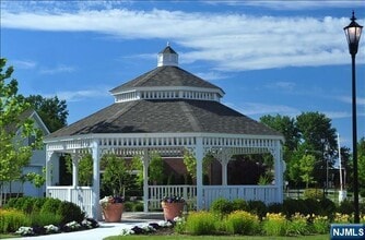 3201 The Plaza in Tenafly, NJ - Building Photo - Building Photo