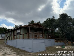 173 Water Oak Ln in Canyon Lake, TX - Building Photo - Building Photo