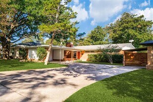 6721 Vada Dr in Dallas, TX - Building Photo