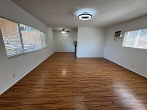 11865 Rochester Ave in Los Angeles, CA - Building Photo - Interior Photo