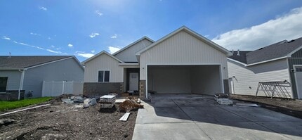 532 S Austin Ave in Sugar City, ID - Building Photo - Building Photo