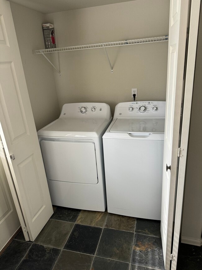 3022 W 107th Pl in Westminster, CO - Foto de edificio - Building Photo