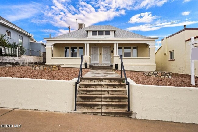 property at 2521 Federal Ave