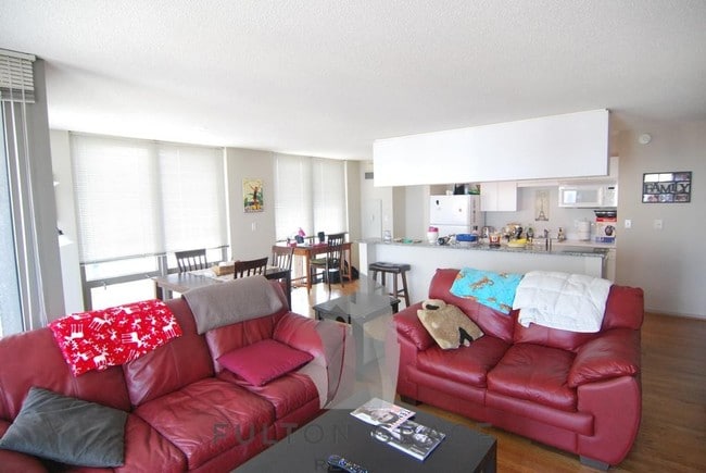 property at 2 E Erie St