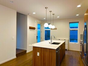 1743A NW 63rd St in Seattle, WA - Building Photo - Building Photo
