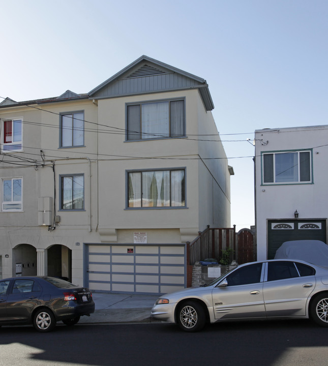 254 Abbot Ave in Daly City, CA - Building Photo