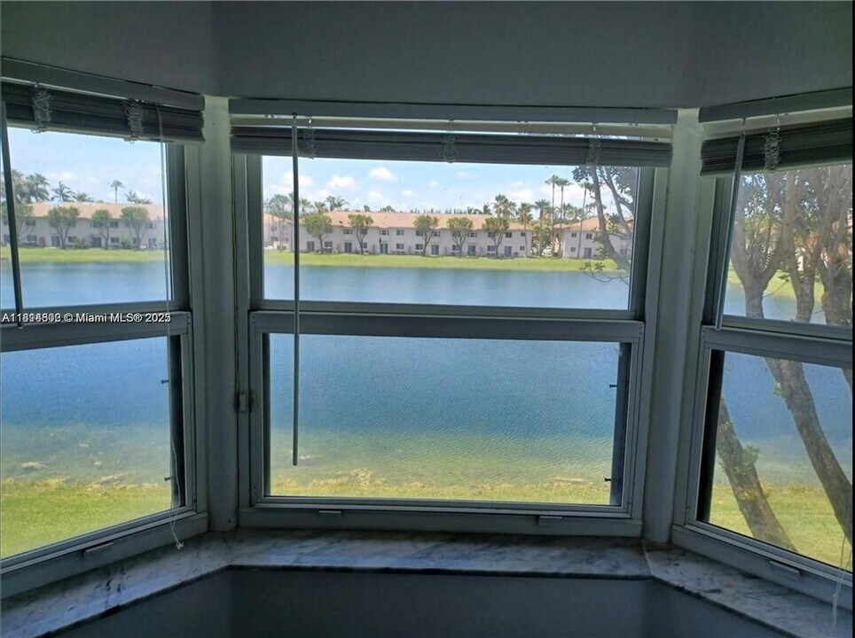 1270 SE 26th St in Homestead, FL - Building Photo
