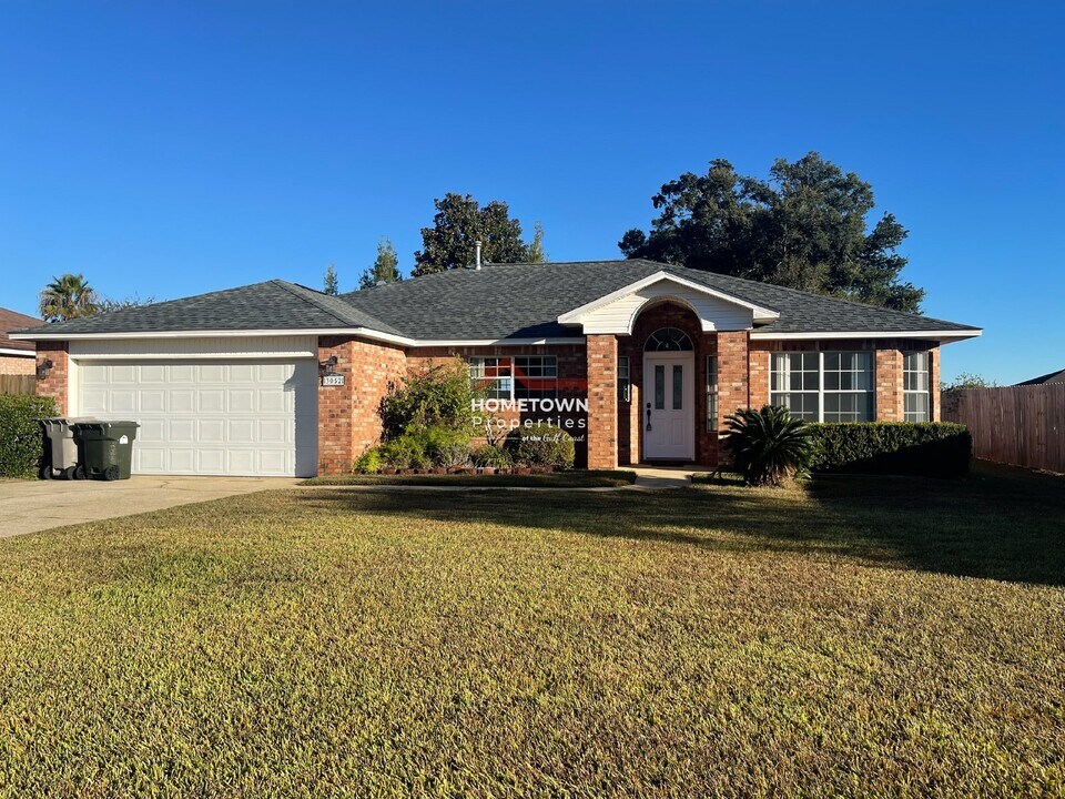 3052 Red Fern Rd in Cantonment, FL - Building Photo