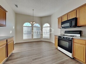 217 Dartmouth Dr in Rockwall, TX - Foto de edificio - Building Photo