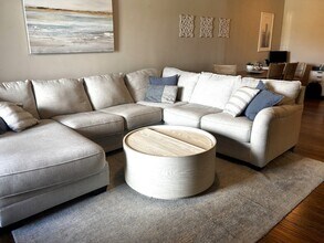 380 W Broadway in Boston, MA - Building Photo - Building Photo