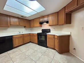 4219 W Calavar Rd in Phoenix, AZ - Building Photo - Building Photo