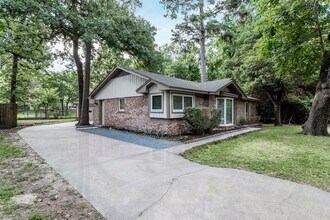 24326 Pine Canyon Dr in Spring, TX - Building Photo - Building Photo
