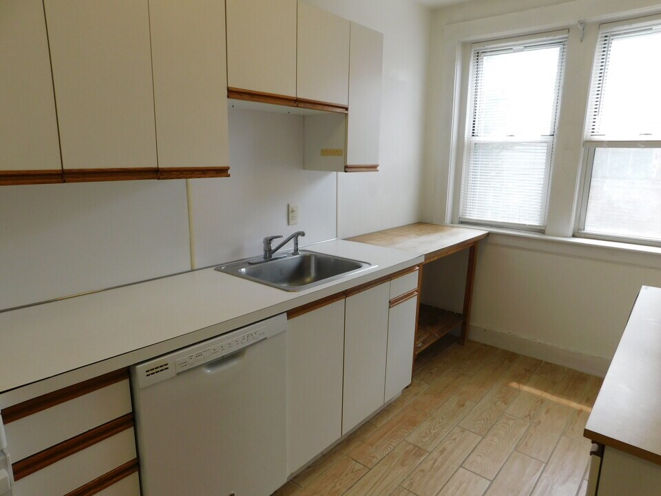 1 Newport Rd, Unit 1 in Cambridge, MA - Building Photo
