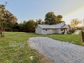 1858 Reed Rd in Ten Mile, TN - Building Photo - Building Photo