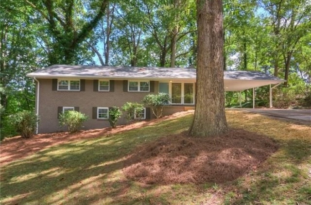 1810 Teasley Dr SE in Smyrna, GA - Building Photo - Building Photo