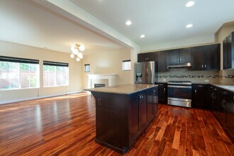 6733 37th Ave S in Seattle, WA - Building Photo - Building Photo