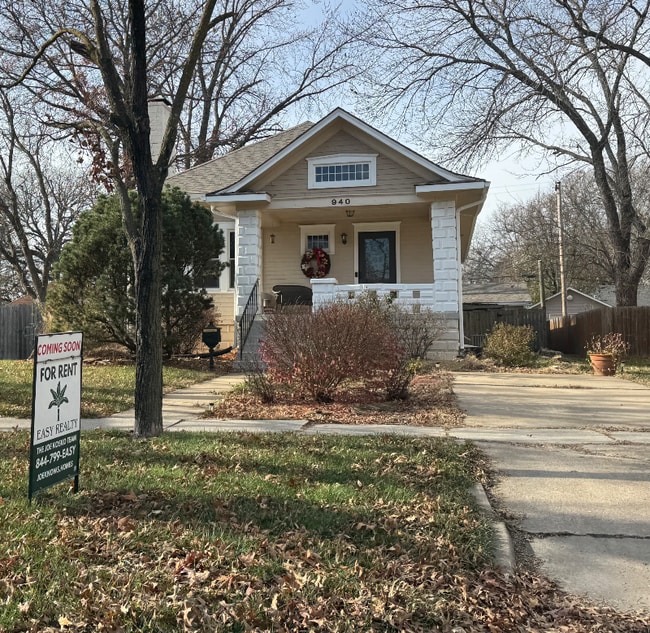 property at 940 S Cedar St