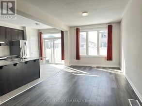 793 Brittanic Rd in Ottawa, ON - Building Photo - Building Photo