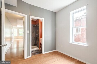 5035 Walton Ave in Philadelphia, PA - Building Photo - Building Photo