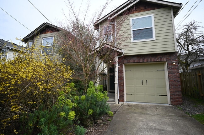 property at 9216 N Charleston Ave