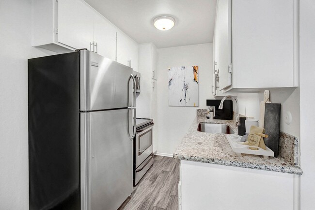Gilmore Apartments Van Nuys