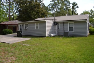 1403 Bunche St in Waycross, GA - Building Photo - Building Photo