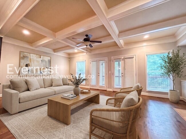 2148 W Village Ln