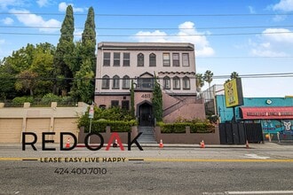 4811 Melrose Ave in Los Angeles, CA - Building Photo - Building Photo