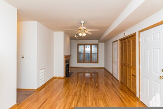 1465 W Cortez St, Unit 2N in Chicago, IL - Foto de edificio - Building Photo