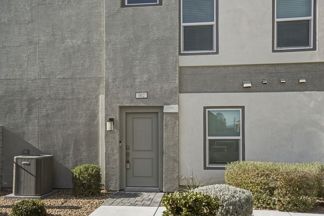 4971 Aitana Ave in Las Vegas, NV - Building Photo - Building Photo